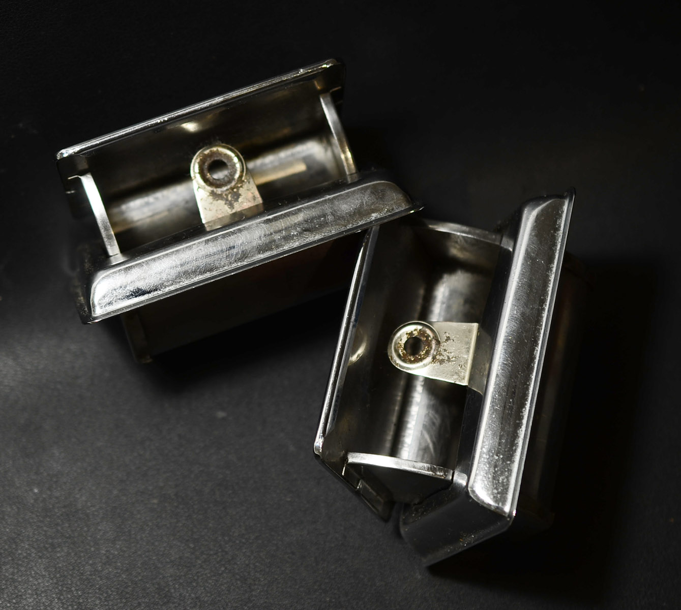 INTERCEPTOR & FF ASHTRAYS MK.I | RED