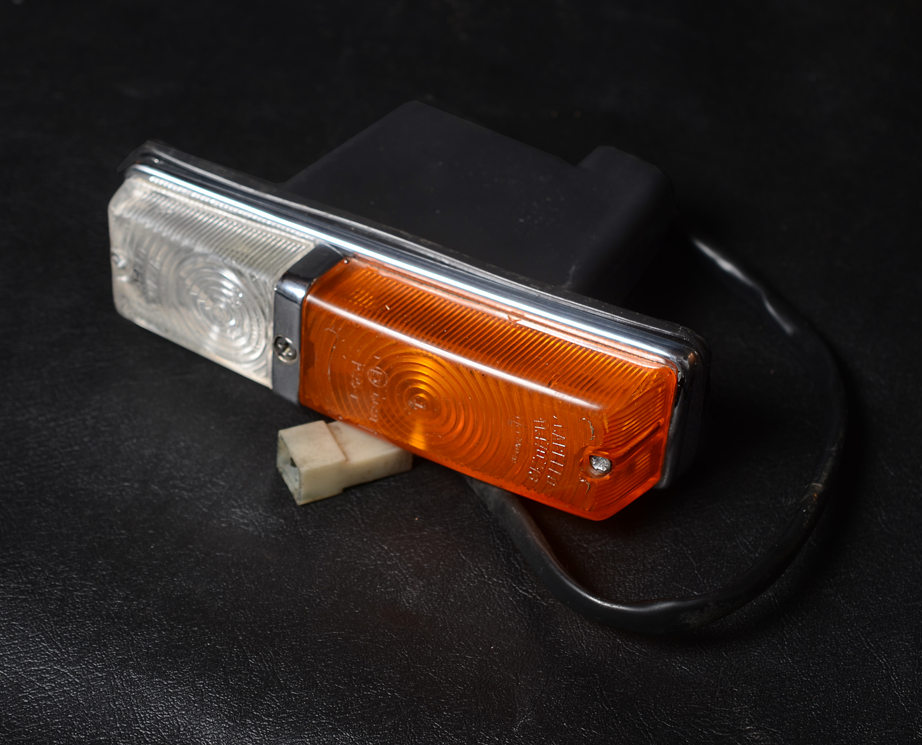 CARELLO INDICATOR / SIDELIGHT | ORIGINAL 1960s NOS | RARE